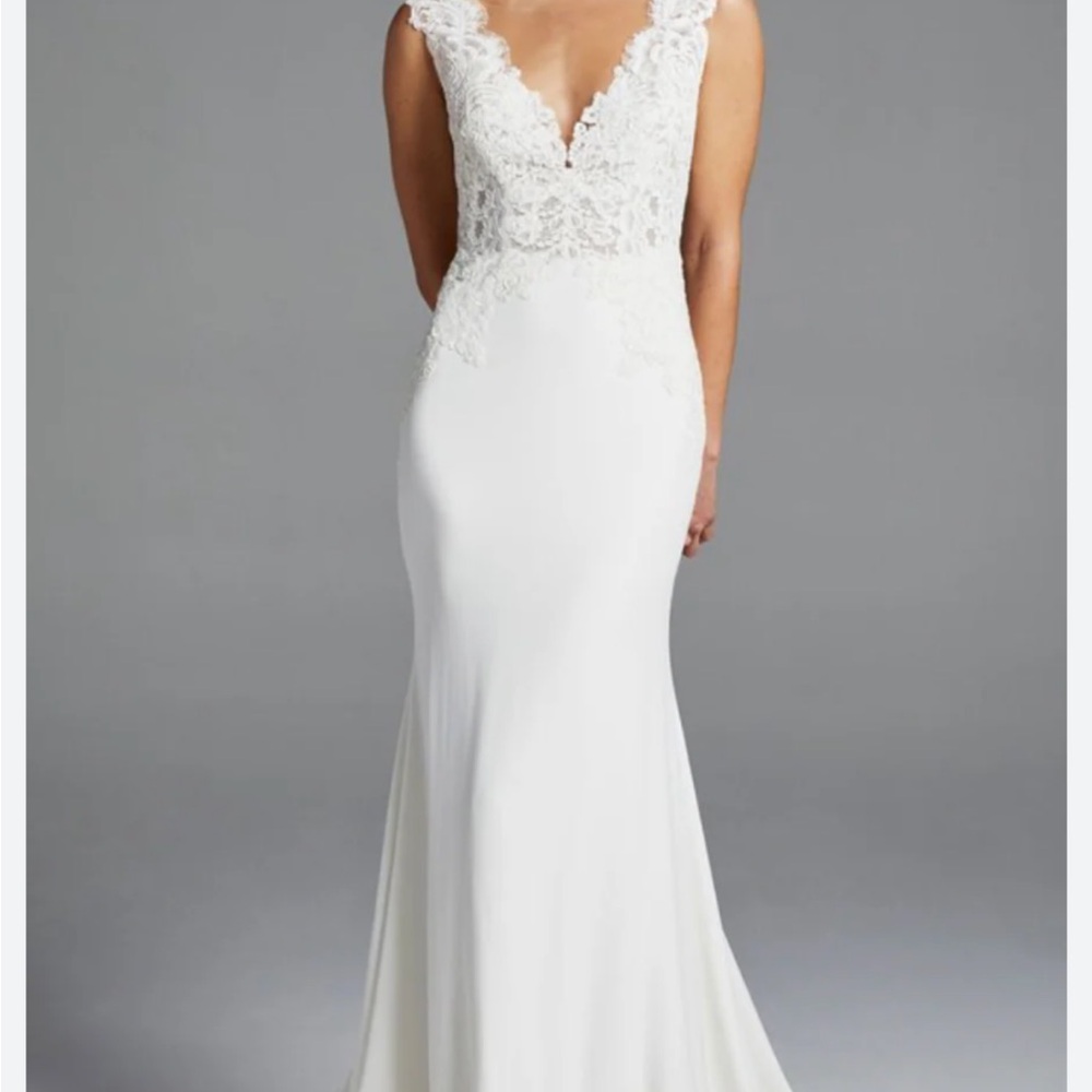 NWT Anne Barge Lana Gown UNALTERED SIZE 8